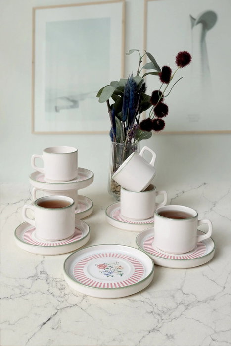Hermia Juego de tazas de té de 12 piezas en color blanco